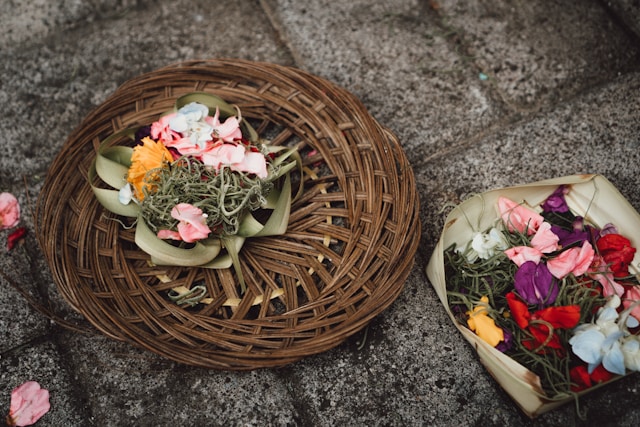 gelang tridatu bali